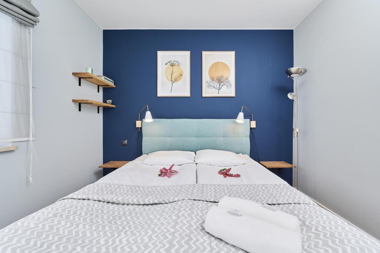 Teczowa Apartment Old Town Wroclaw By Noclegi Renters Ngoại thất bức ảnh